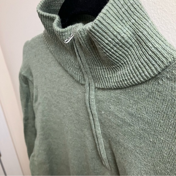 J.Crew Factory Cotton Half-Zip Sweater in Heathered Green Medium - Picture 5 of 12